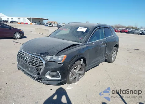 2020 Audi Q3 Premium 45 Tfsi Quattro Tiptronic z USA, uszkodzony, nr VIN WA1AECF35L1048823